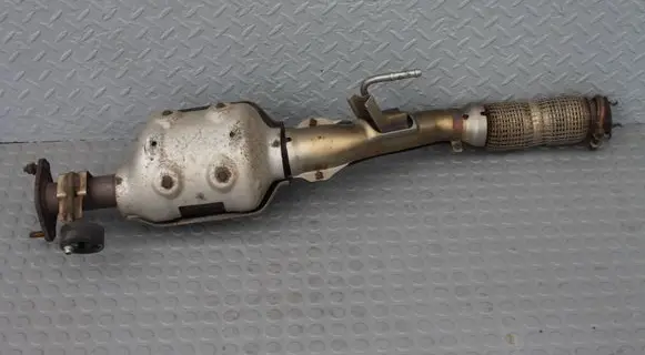 Nissan Qashqai J12 Middle muffler/silencer 208006UB0BNISSAN 208006UB0B