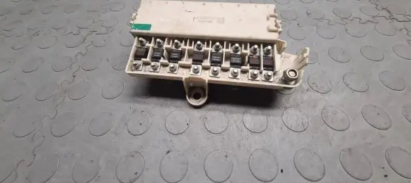 BMW 7 E38 Fuse box set 8367253