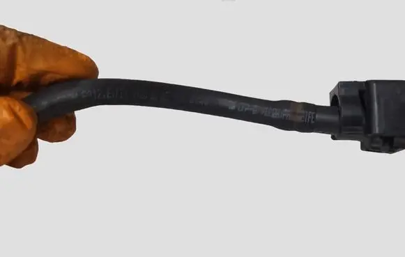 Toyota RAV 4 (XA50) Fuel line pipe 9Y20