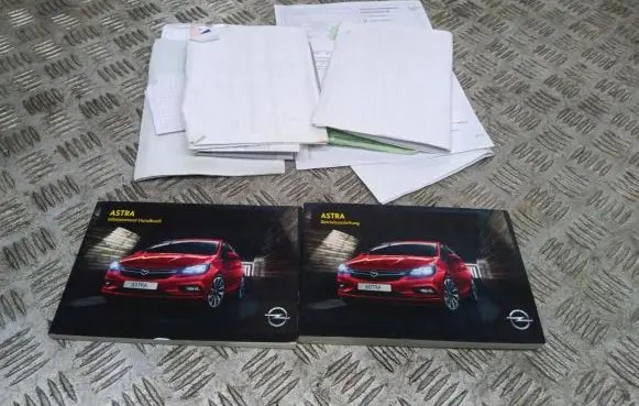 Bedford Astra User manual 