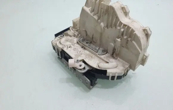 Dodge Durango III Rear door lock P04589922AG