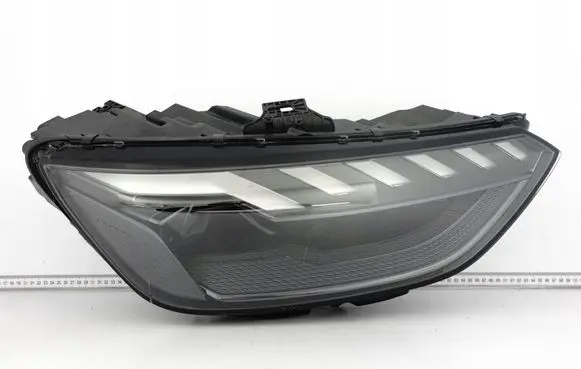 Audi A4 S4 B9 8W Headlight/headlamp 8W0941036J