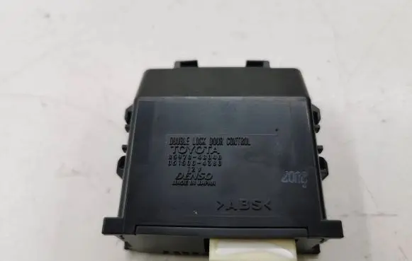 Toyota C-HR I Door control unit/module 8597048040