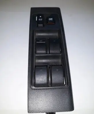 Toyota Corolla Verso E121 Electric window control switch 848200F030