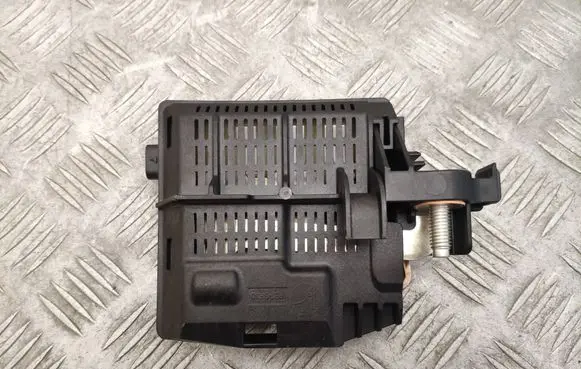Mercedes-Benz GLE (W166 - C292) Fuse module A1669067701
