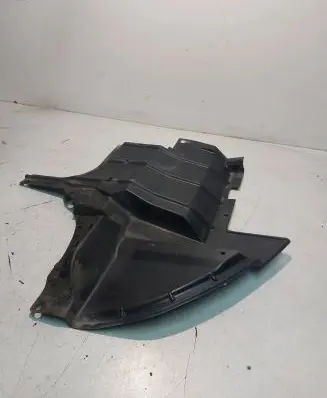 Mitsubishi Outlander Engine splash shield/under tray