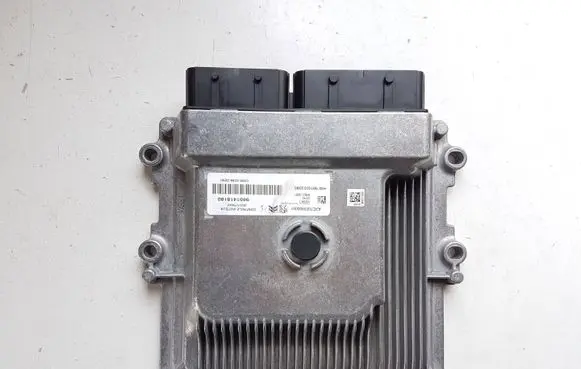 Peugeot 2008 II Engine control unit/module 9851418180