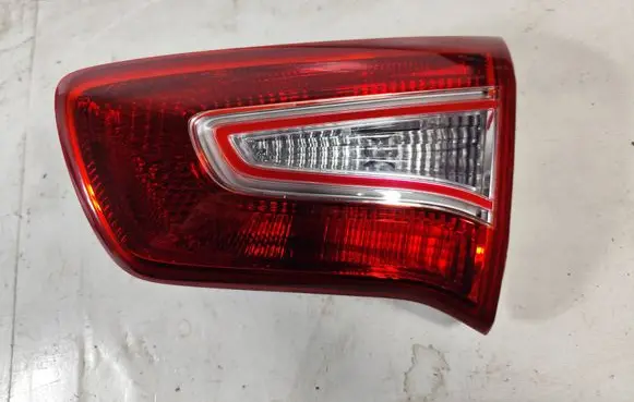 KIA Sportage Tailgate rear/tail lights 924063W0