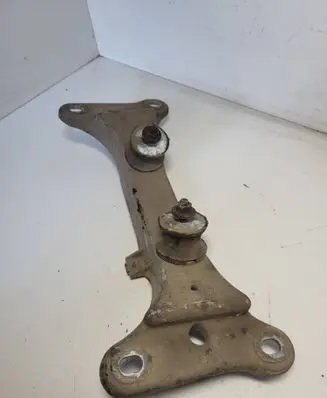 BMW X3 E83 Gearbox mounting bracket 22316760300