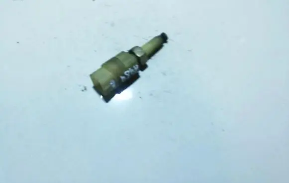 Volkswagen PASSAT B5 Brake pedal sensor switch 4a0945515a