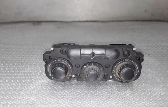 Seat Toledo III (5P) Climate control unit