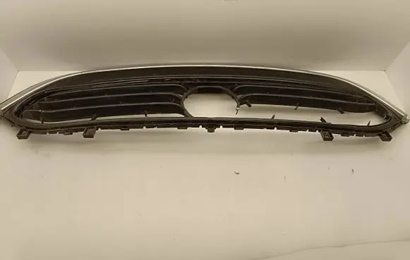 Chrysler Pacifica Front bumper upper radiator grill 5XN31TRMAB