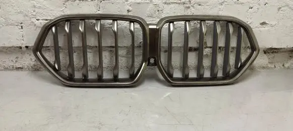 BMW X6 G06 Front bumper upper radiator grill 8494884 8494885