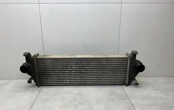 Jeep Grand Cherokee Intercooler radiator