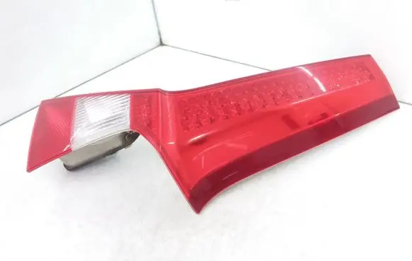 Volvo V70 Tailgate rear/tail lights