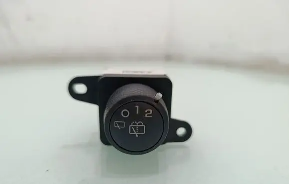 Hummer H3 Wiper switch 301137B53460531
