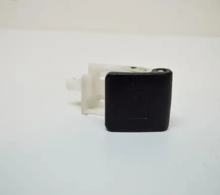 Tesla Model S Engine bonnet (hood) release handle