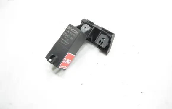 Volkswagen Caddy Glow plug pre-heat relay 038907281D