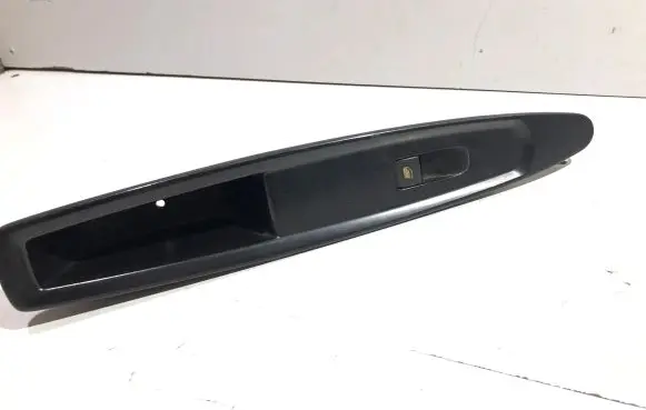 Citroen C4 I Electric window control switch 9651465677