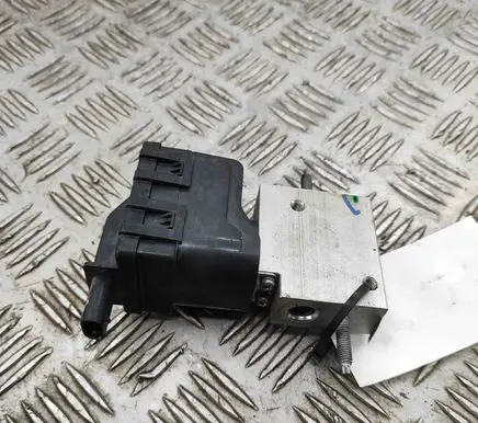 Peugeot 2008 II Air conditioning (A/C) expansion valve T16961C 9843975180