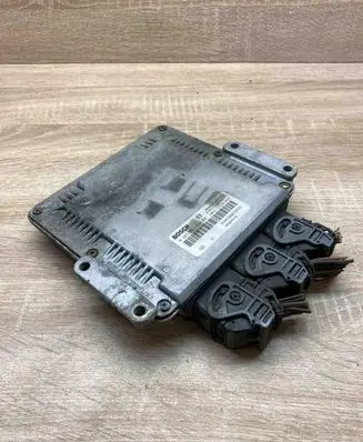 Renault Scenic I Engine control unit/module ECU HOM8200039569 0281001934 8200078730