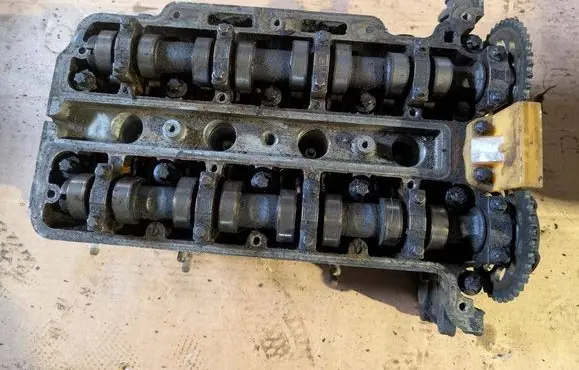 Opel Corsa C Engine head 90400234