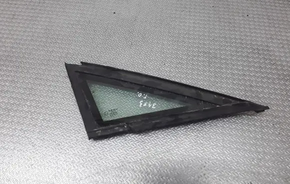 Seat Leon (1P) Front triangle window/glass 