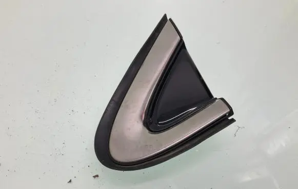 Lexus RX 450H Fender end trim 6011848030
