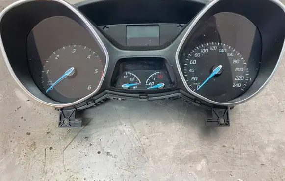 Ford Focus Speedometer (instrument cluster) BM5T10849BCH
