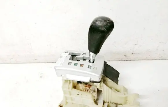 Hyundai Sonata Gear shifter/selector