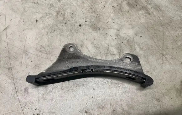 Opel Astra K Timing belt/chain tensioner 55573867