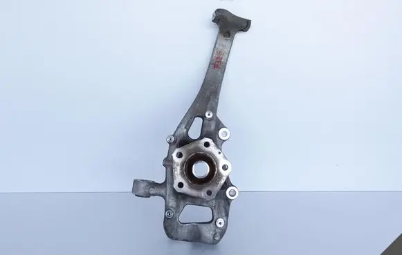 Audi Q7 4M Front wheel hub spindle knuckle 4M0407241K
