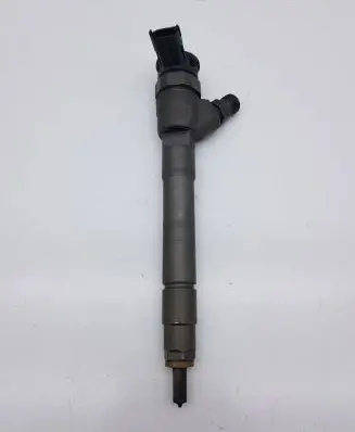 Nissan X-Trail T32 Fuel injector 0445110546