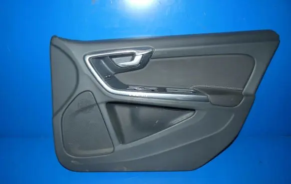 Volvo V60 Front door card panel trim