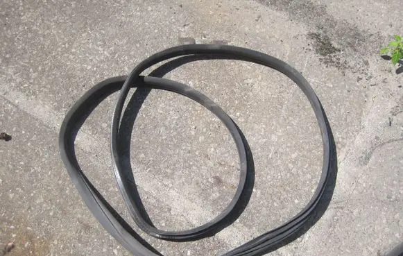 Mercedes-Benz ML W166 Rubber seal rear door A1666970151