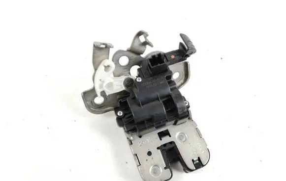 Tailgate/trunk/boot lock/catch/latch