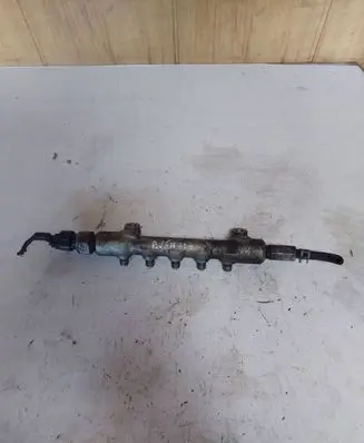 Toyota Avensis T250 Fuel main line pipe