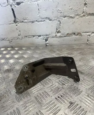 Seat Altea Fender mounting bracket 5p0821136