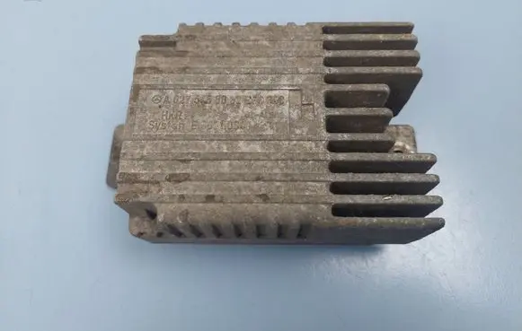 Mercedes-Benz A W168 Coolant fan relay A0275458032 A0275458032ESG300