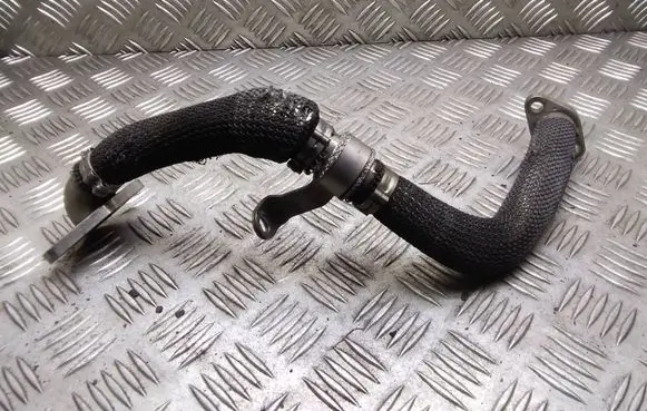 Volkswagen Phaeton EGR valve line/pipe/hose 07Z131521F