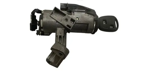 Toyota Corolla E120 E130 Ignition lock 45020024