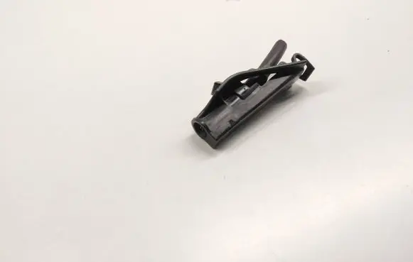 Land Rover Evoque I Windshield washer spray nozzle 