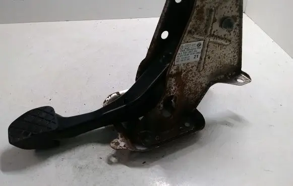 Volkswagen Golf VI Brake pedal 1K1721057AL