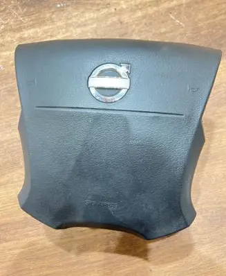 Volvo V70 Steering wheel airbag P30721996 T535C181610314
