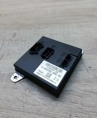 Mercedes-Benz E W211 Comfort/convenience module 2115452132