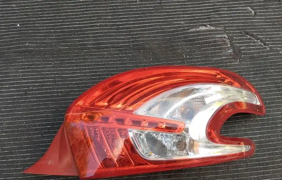 Peugeot 208 Rear/tail lights 9672628380 967262838001