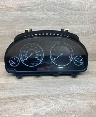 BMW 5 F10 F11 Speedometer (instrument cluster) 9265177 220705005