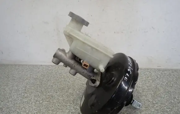 Hyundai Getz Brake booster