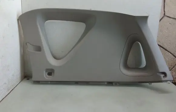 SsangYong Rexton I (D)pillar trim (top) 7742008000
