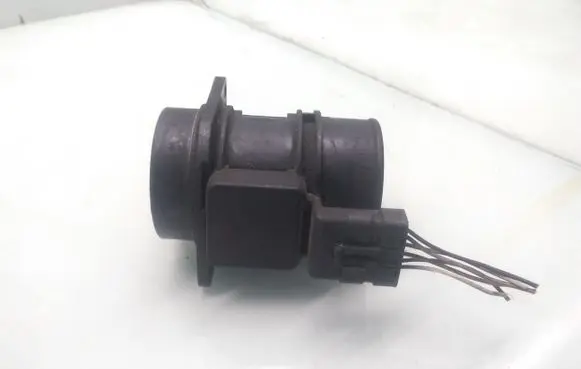 Volvo S40, V40 Mass air flow meter H7700104426